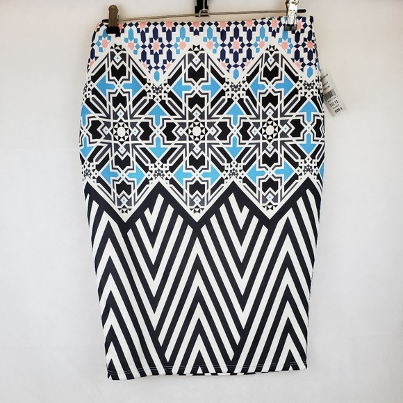 FTF Fashion to Figure Multiple Pencisize ol--Falda Estampado talla 0 y talla 2 - Picture 1 of 4